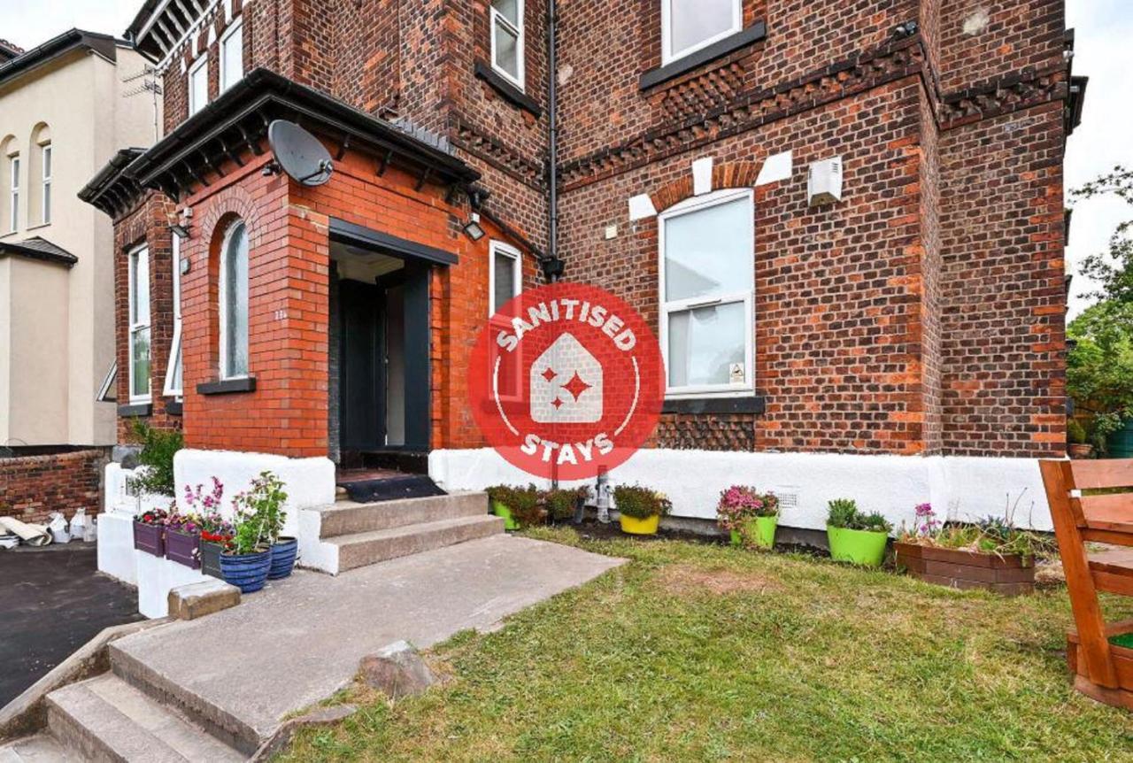 Oyo Albert View Salford  Ngoại thất bức ảnh