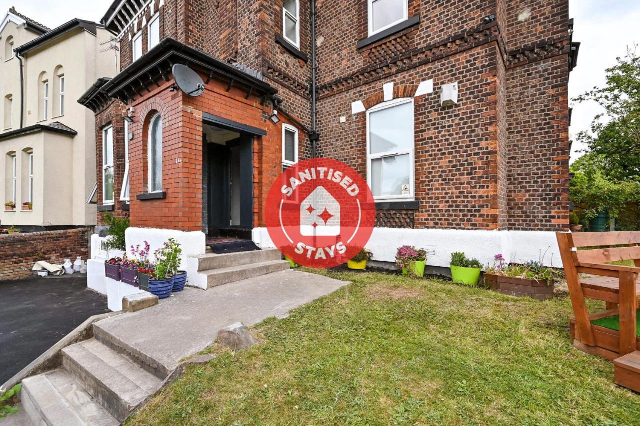 Oyo Albert View Salford  Ngoại thất bức ảnh
